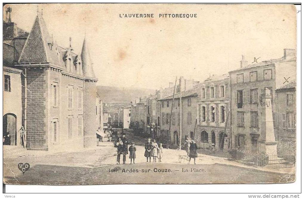 63-  ARDES Sur COUZE -La PLACE - Animation Enfants Beau Plan SUP - Aigueperse