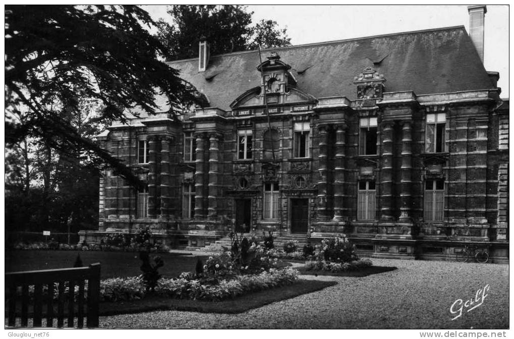 CPSM PETIT FORMAT DENTELE HARFLEUR L'HOTEL DE VILLE FACADE EXTERIEURE GROS PLAN  VOIR SCANER. - Harfleur