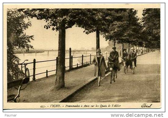 Vichy  Promenage à Anes  Quais Des Alliés - Vichy