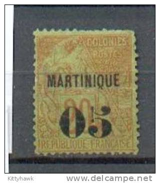 MART 184 - YT 4 * Charnière Complète - Dents Du Haut Droit Rognées - Unused Stamps