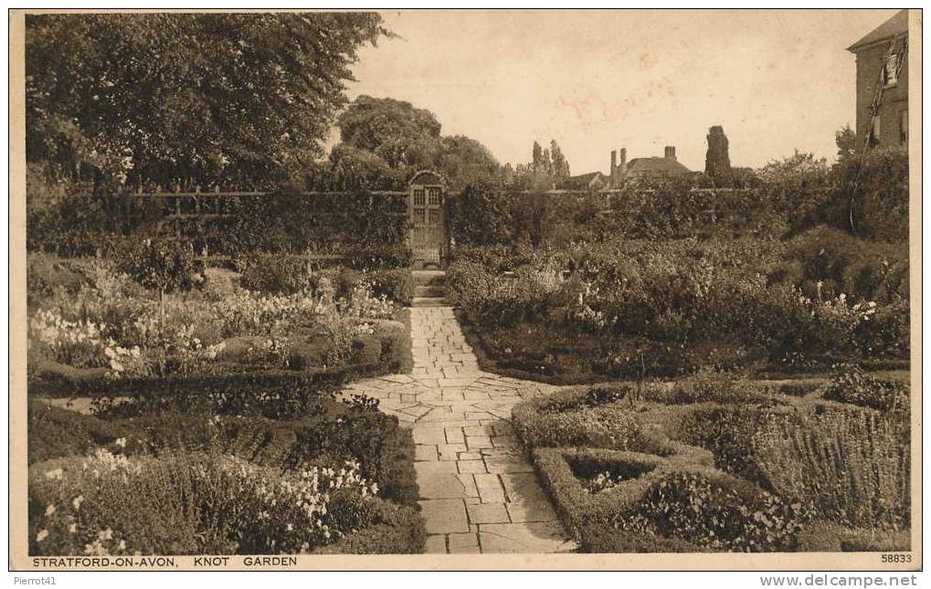 ROYAUME -UNI   - STRATFORD-ON-AVON - Knot Garden - Stratford Upon Avon