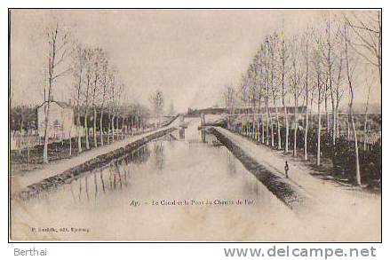 51 AY - Le Canal Et Le Pont Du Chemin De Fer - Ay En Champagne