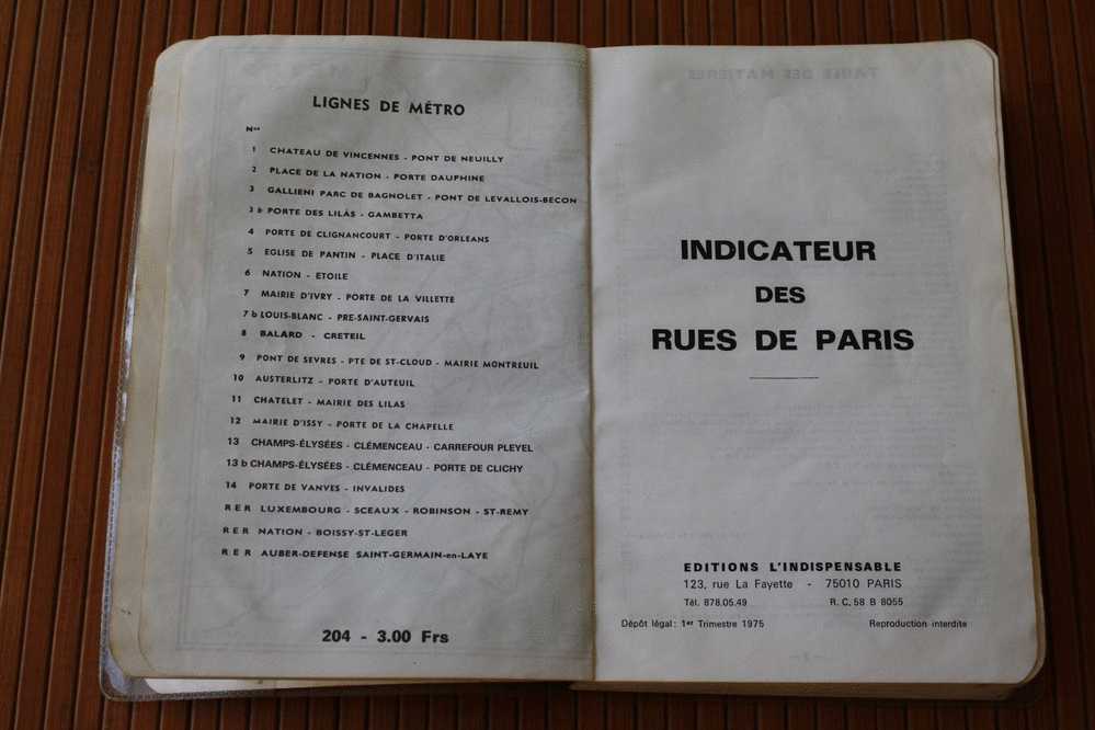 1975 PARIS PLAN GUIDE SENS UNIQUES INDICATEUR DE RUES De PARIS LIGNES PLANS METRO BUS  FRANCE - Europe