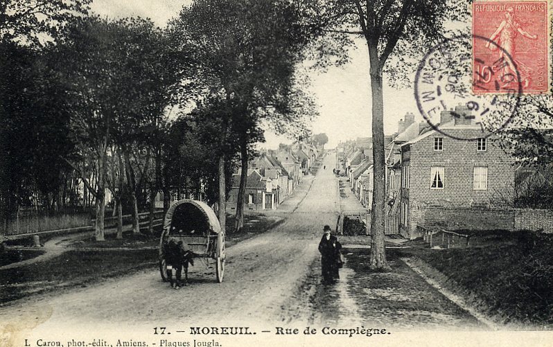 80 - MOREUIL - Rue De Compiègne - ANIMÉE - Moreuil