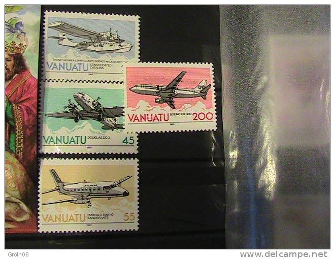 Va Avion 1882 4 Timbres - Vanuatu (1980-...)