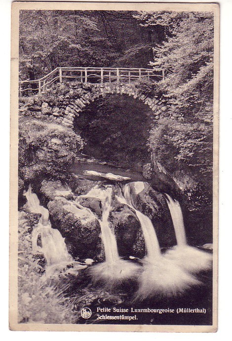 CPA Petite SUISSE LUXEMBOURGEOISE  MULLERTHAL LUXEMBOURG UN PONT / UNE CASCADE - Muellerthal