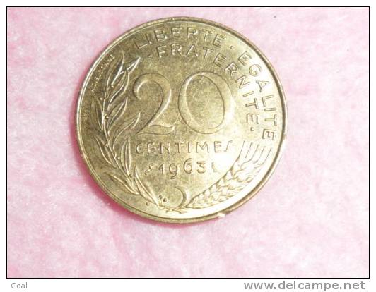 20 CENTIMES"MARIANE"1963/ SUP. Rare Dans L´Etat / Legére Rayure à 5 H/Pratiquement Non Distinct à L´oeil Nue) - Autres & Non Classés