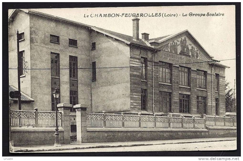 CPA  ANCIENNE- FRANCE- LE CHAMBON-FEUGEROLLES (42)- LE GROUPE SCOLAIRE ET TRES GROS PLAN- RARE FRONTON ILLUSTRÉ- - Le Chambon Feugerolles