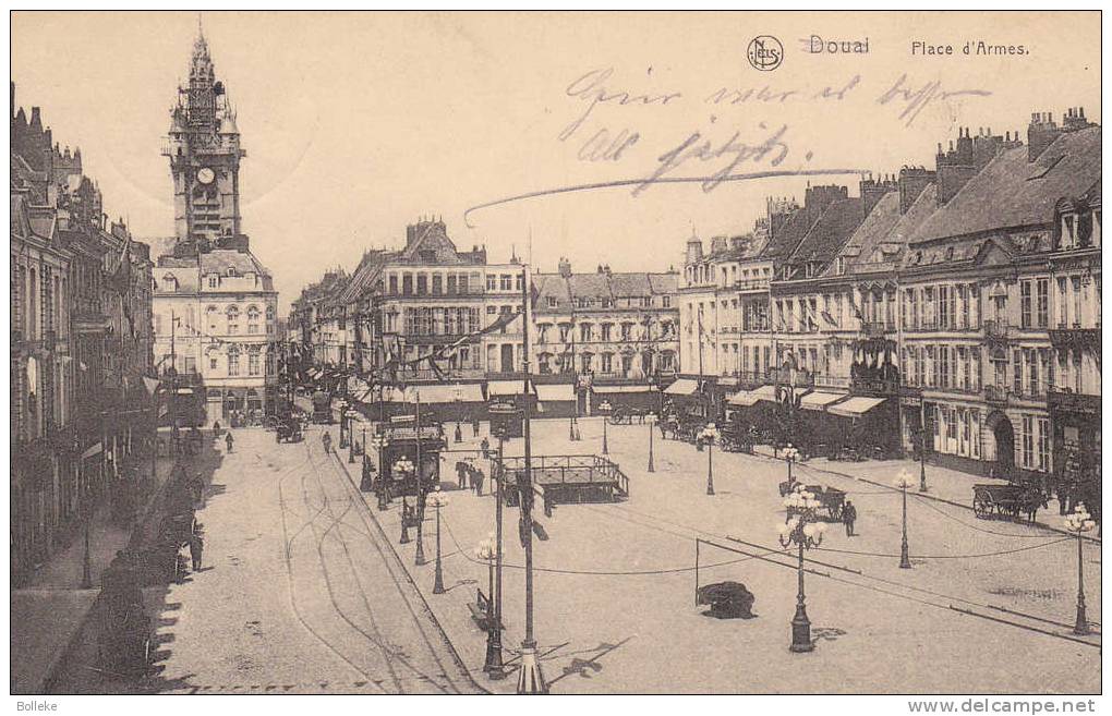 Hisoire - Guerre Mondiale - France - Carte Postale De 1916 - Douai - Place D'Armes - WW1