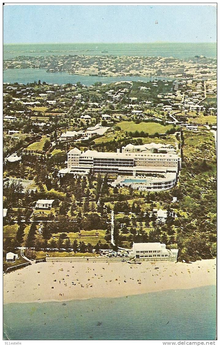 Bermudes -   Aerial View Of The Elbow Beach  Surf Club , Paget , Bermuda - Bermuda