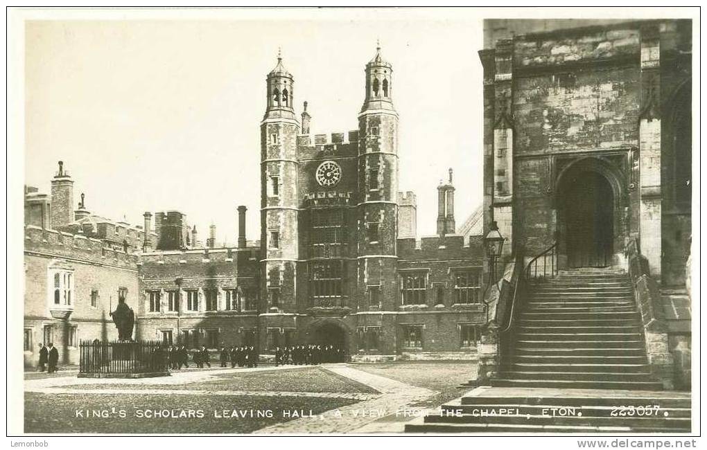 Britain United Kingdom - King´s Scholars Leaving Hall, A View From The Chapel, Eton - Real Photograph Postcard [P1769] - Other & Unclassified