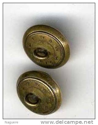 BOUTONS ANCIENS REPRESENTANT ARMOIRIE OU BLASON  -  LOT DE 6 BOUTONS - Knopen