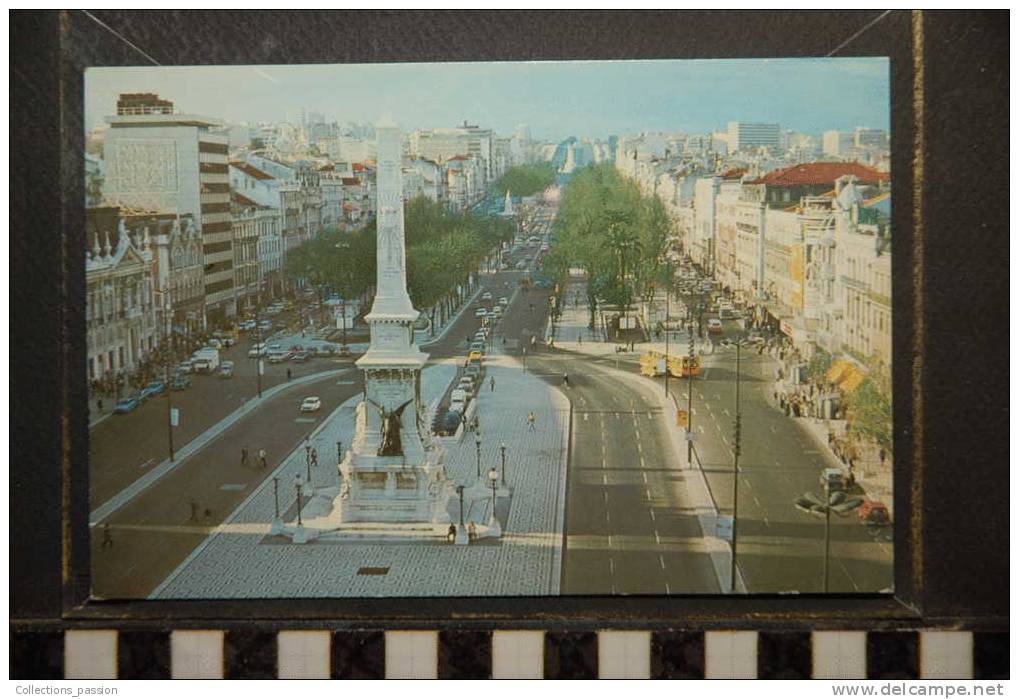 LISBOA PORTUGAL RESTAURADORES E AVENIDA DA LIBERDAD - Sonstige & Ohne Zuordnung