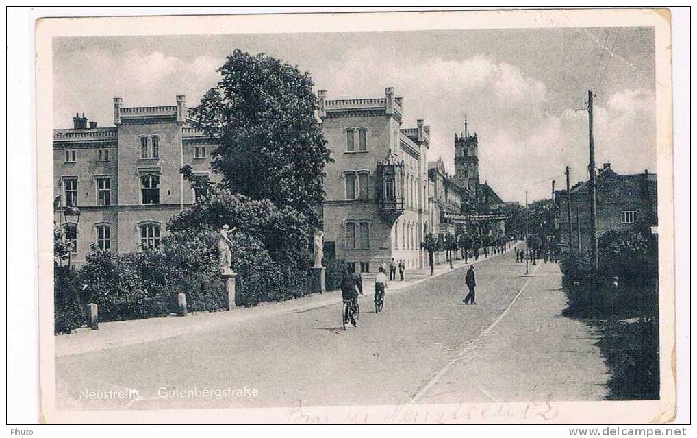 D1501   NEUSTRELITZ : Gutenbergstrasse - Neustrelitz