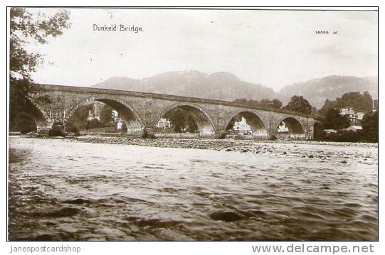 DUNKELD Bridge - REAL PHOTO PCd -  - Perthshire.- SCOTLAND - Perthshire
