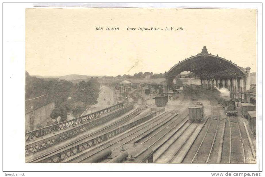 13175 Gare Dijon Ville , L.V. 598 . - Stations With Trains