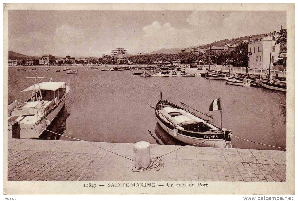 83 SAINTE MAXIME Un Coin Du Port - Sainte-Maxime