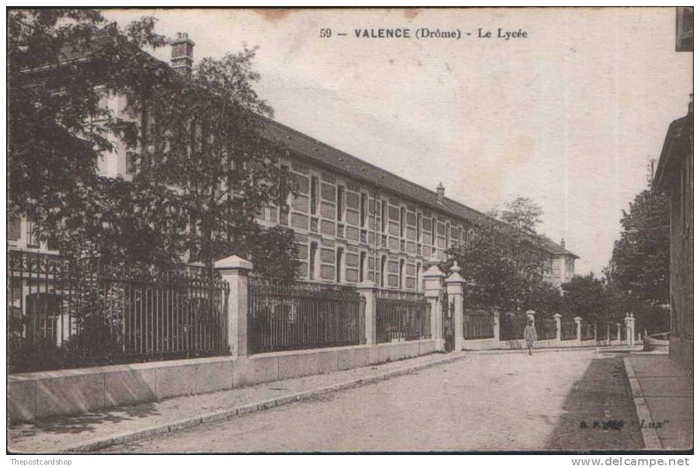 &#9670; CPA 26 DROME VALENCE - LE LYCEE No.59 MORE FRANCE LISTED @ 1 EURO OR LESS - Valence