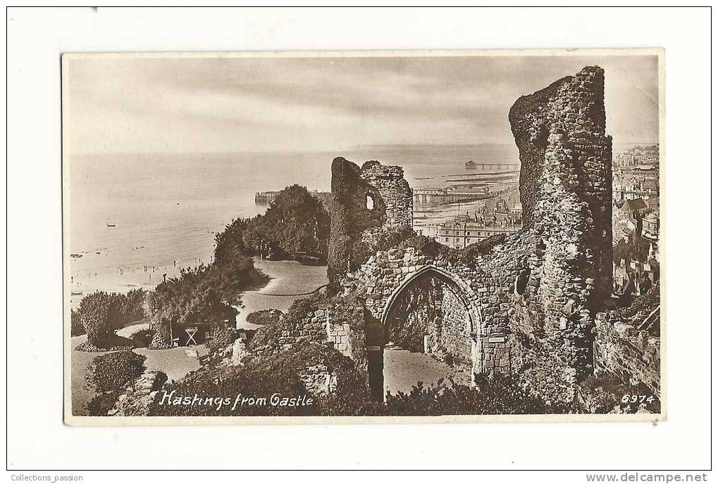 Cp, Angleterre, Hastings From Castle - Hastings