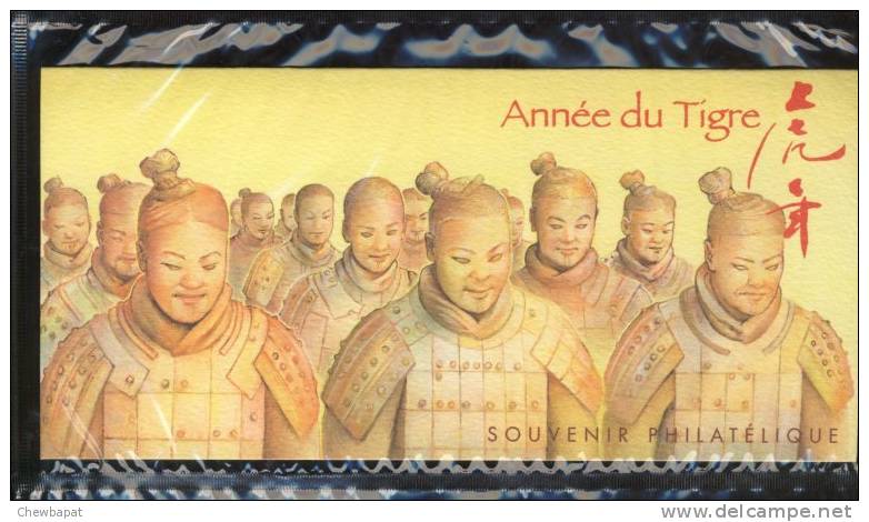 Souvenir Philatélique  2010  - Année Du Tigre - NEUF SOUS BLISTER     A  VOIR  !!! - Souvenir Blocks