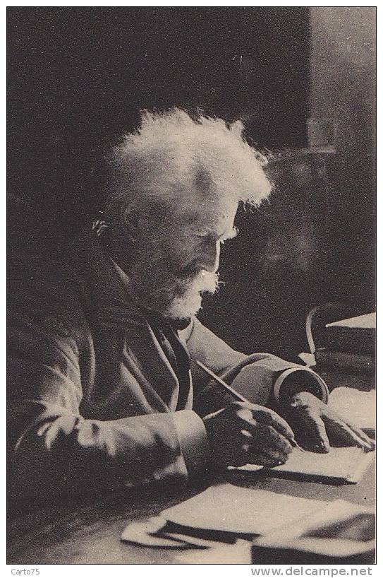 Astronomie -  Camille Flammarion  à Son Bureau De De L'observatoire - Astronomie