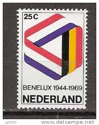 Netherlands Nederland Pays Bas 930 MNH; Nederlandse Belgische Luxemburgse Vlag, Flag, Les Couleurs Nationales, Bandera - Postzegels