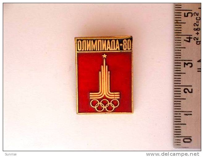 Moscow Is Olimpic City In 1980 Years. Olimpic Games 80. Soviet Badge Old _o8941 - Jeux Olympiques