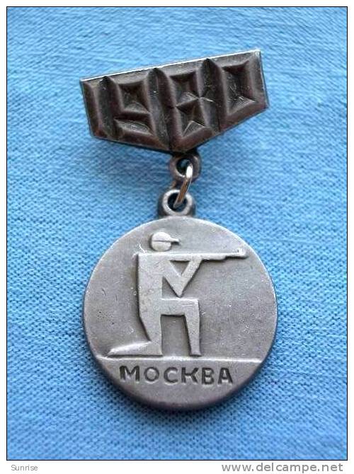 Shooting. Olimpic Games Moscow 80. Soviet Badge Old _o9407 - Olympische Spelen
