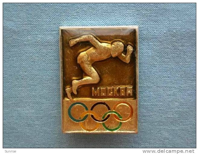 Running Competitions (relay-race). Olimpic Games Moscow 80. Soviet Badge Old _o9433 - Olympic Games