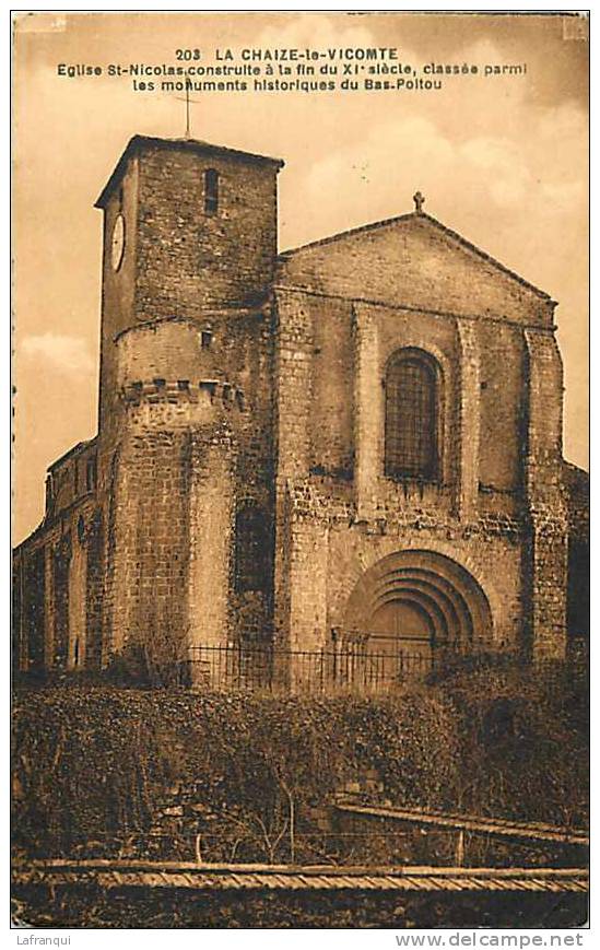 Vendée- Ref C63- La Chaize Le Vicomte - Eglise St Nicolas   - Carte Bon Etat - - La Chaize Le Vicomte