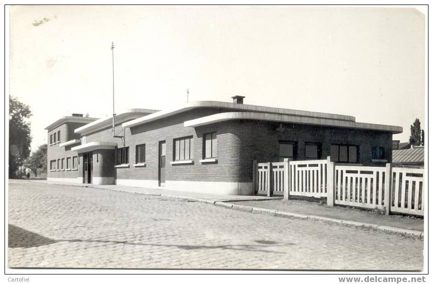 AUVELAIS-LA GARE-STATION-PHOTO VERITABLE-EDITION-BINTS-PHILIPPEVILLE - Sambreville