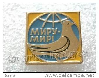 International Year Of Peace 1986y UNESCO ( The Dove Of Peace )/ Old Soviet Badge USSR _61_c3049 - Celebrities