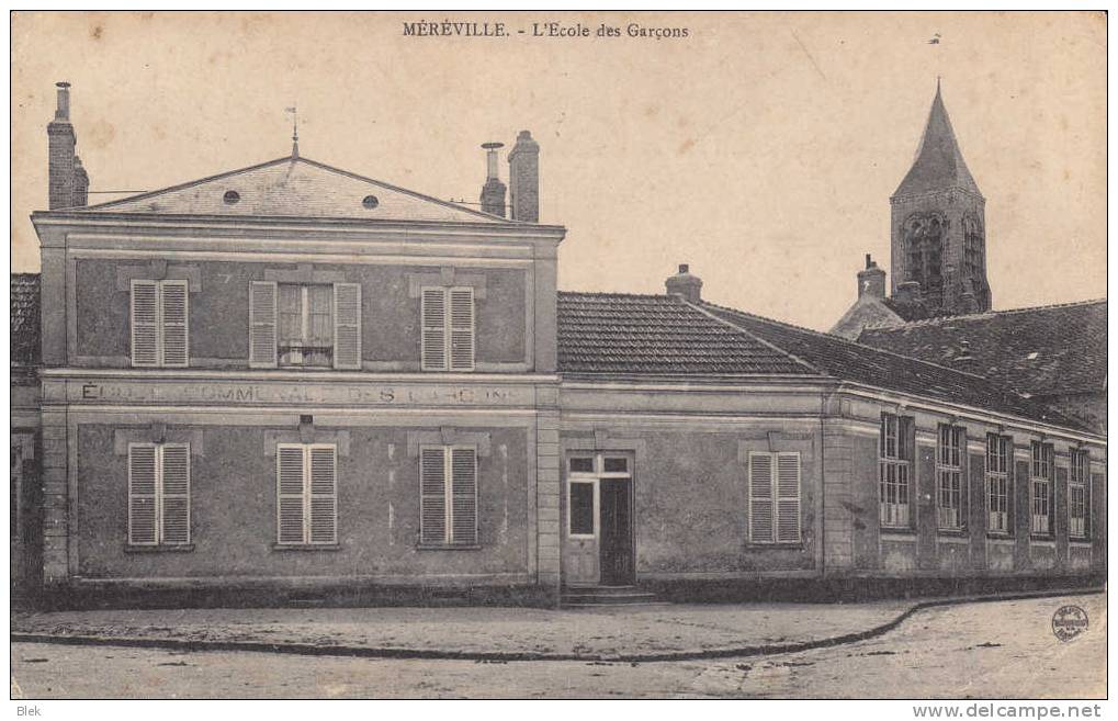 91. Essonne : Mereville . L ´ école Des Garcons . - Mereville