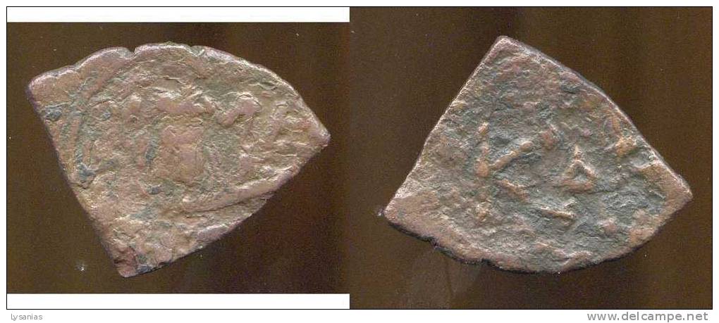 Demi-follis De Bronze De Tibère III Apsimar (698-705) - Byzantinische Münzen