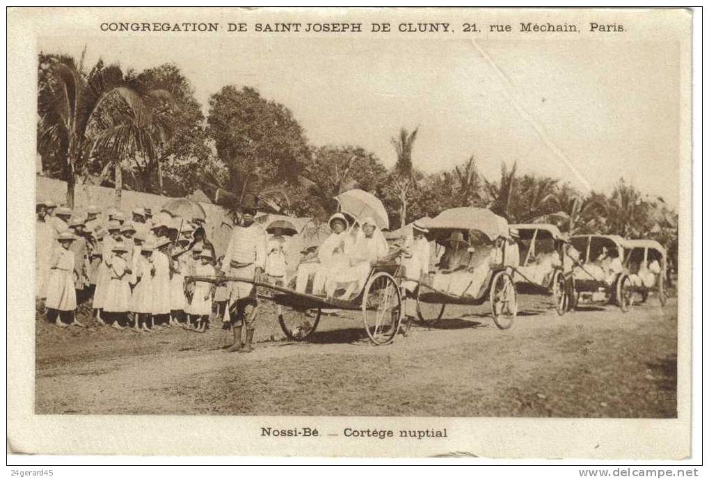 CPSM MISSION Congrégation ST Joseph De Cluny à NOSSI-BE - Cortège Nuptial Attelage Calèche - Missions