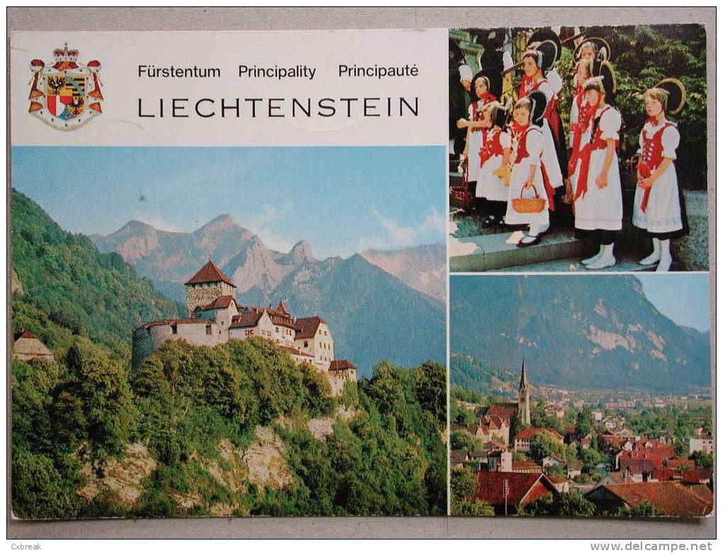 Liechtenstein, Schloss Vaduz, Nationaltracht, Vaduz - Liechtenstein