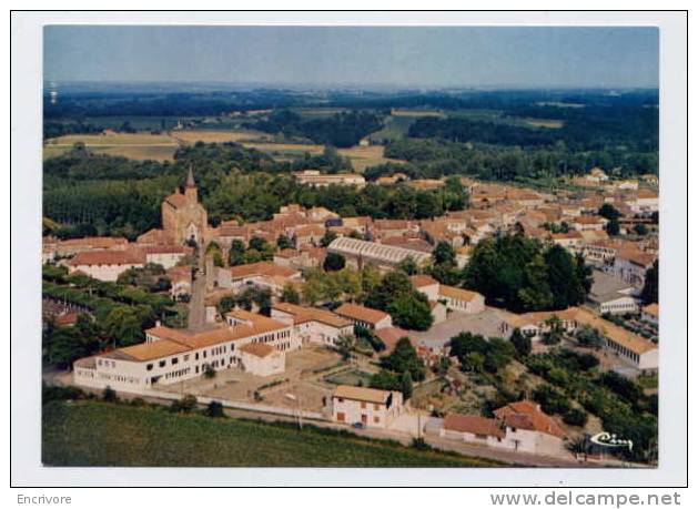 Cpm VILLENEUVE DE MARSAN Vue Panoramique Sur Le Centre Bourg - Cim 40 331 - Villeneuve De Marsan