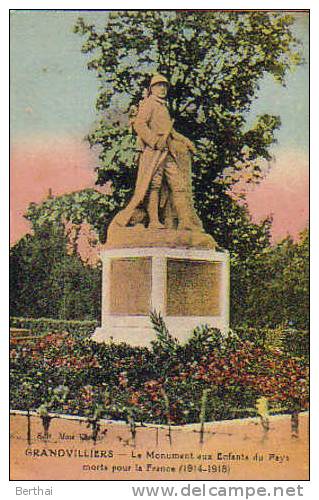 60 GRANDVILLIERS - Le Monument Aux Enfants Du Pays Morts Pour La France - Grandvilliers