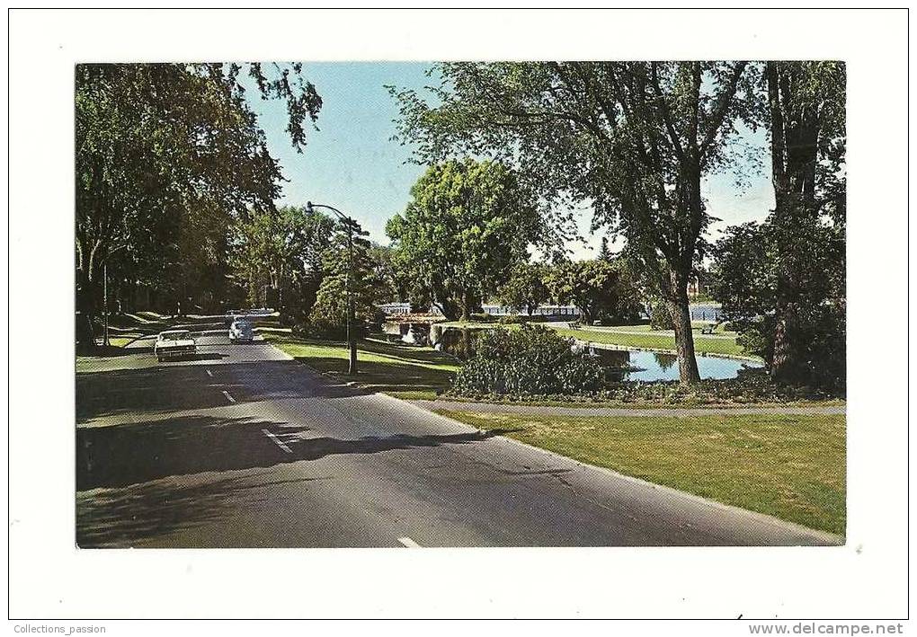 Cp, Canada, Ottawa, Showing "The Driveway" Along Beautiful Rideau Canal In Canada's Capital City - Ottawa