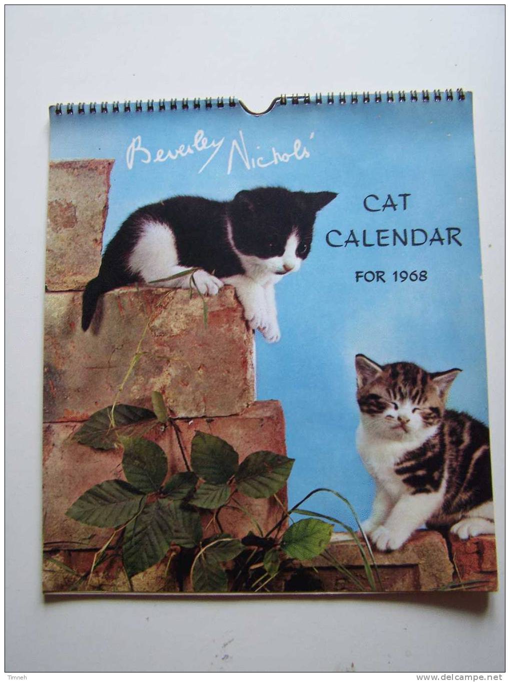 Anglais CAT CALENDAR FOR 1968 Berverley Nichols HUTSON BROS LTD à Spirale Calendrier CHATS En Anglais- - Grossformat : 1961-70