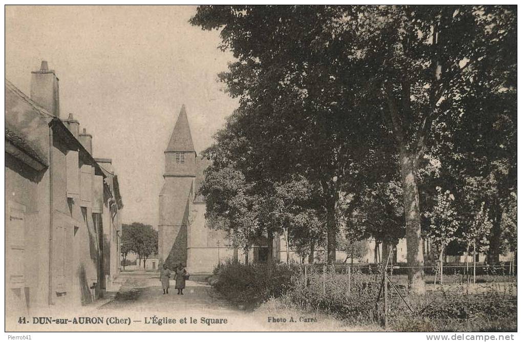 DUN-SUR-AURON  L'Église Et Le Square - Dun-sur-Auron