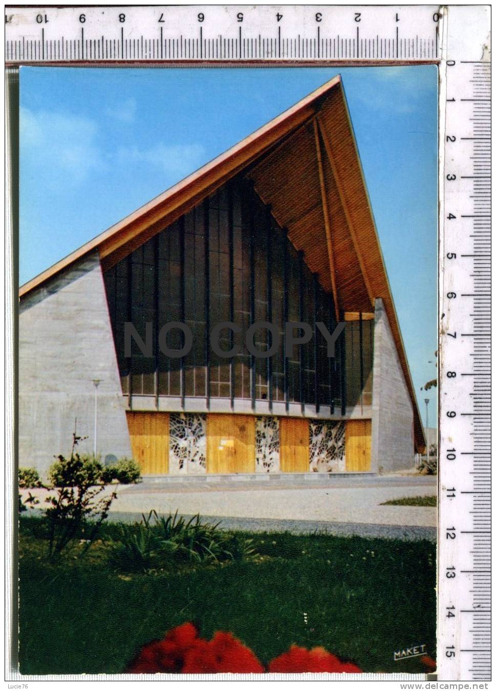 MONT SAINT AIGNAN -  Centre Colbert Et Son Eglise Moderne - Mont Saint Aignan