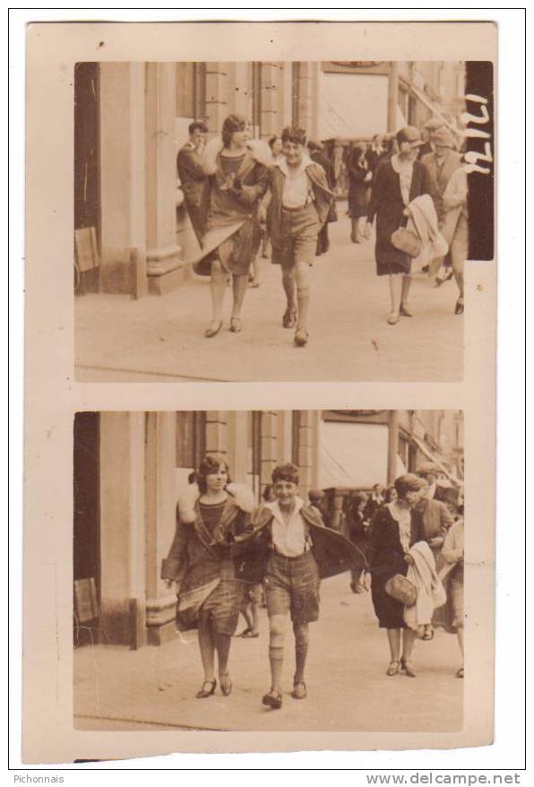 UK  TORQUAY Photo Young People In Street Snapshot  Social History - Torquay