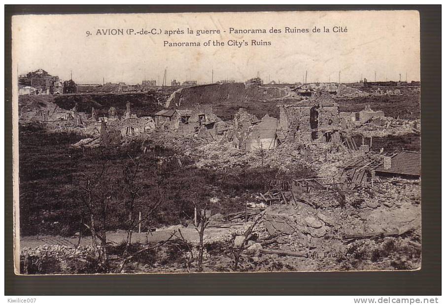 AVION Après La Guerre. Panorama Des Ruines De La Cité - Avion