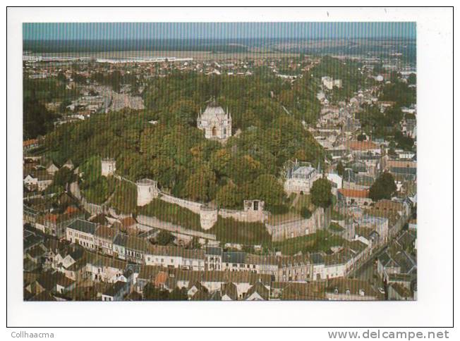 D.28 - Dreux - Chapelle Royale St Louis Entourée De Remparts - Dreux