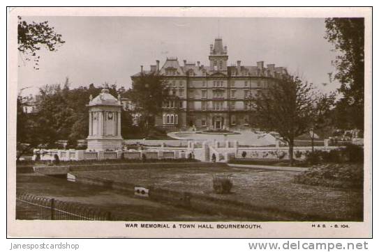 REAL PHOTO - War Memorial & Town Hall - BOURNEMOUTH - Dorset - Bournemouth (a Partire Dal 1972)