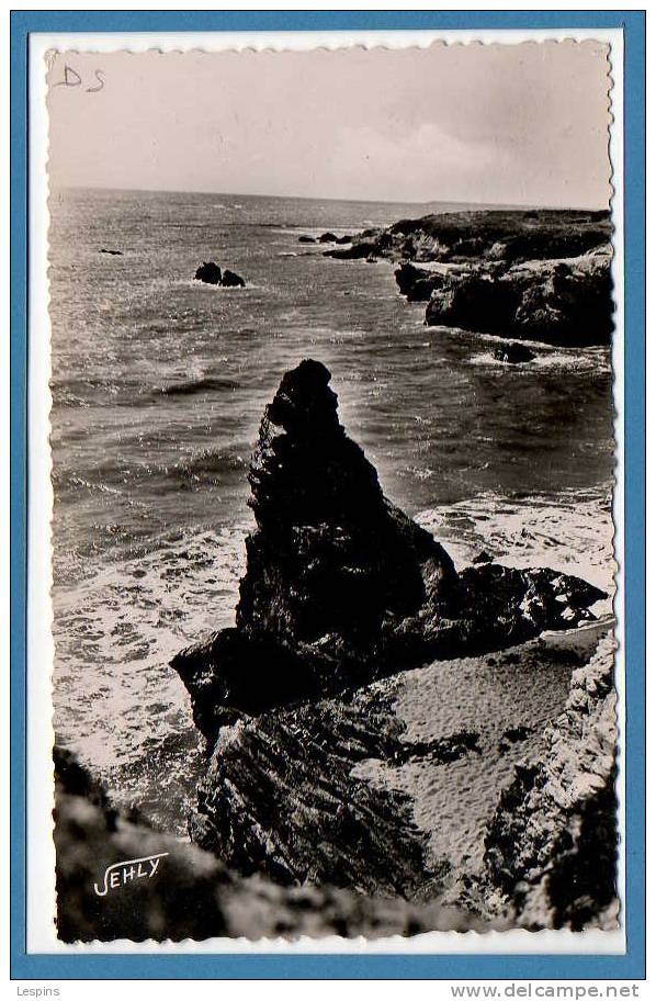 85 - BRETIGNOLLES --  LLes Rochers Et Ste Véronique - 1950-60 - Bretignolles Sur Mer