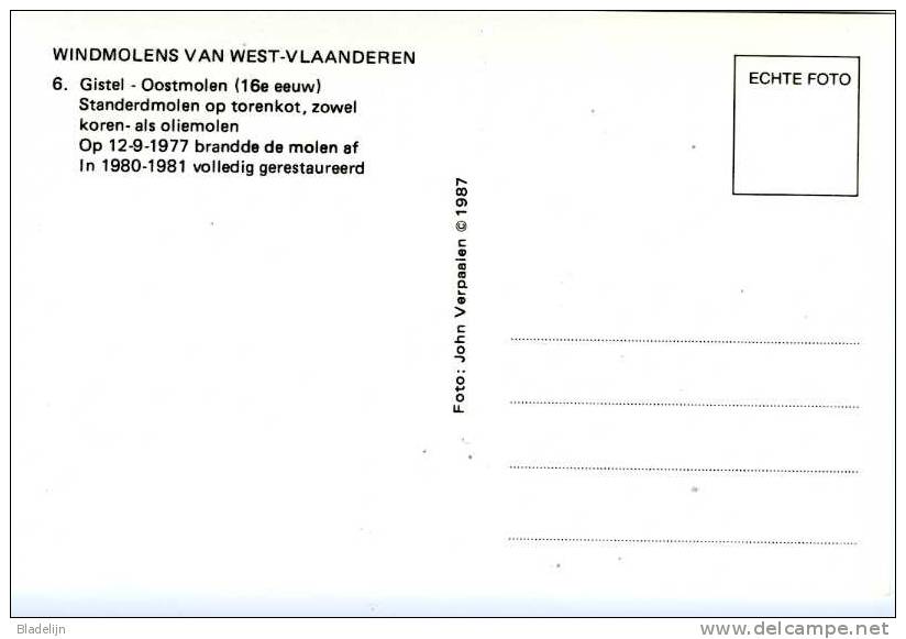GISTEL (W.Vl.) - Molen/moulin - Fraaie Opname Van De Opgezeilde Oostmolen Met De Kerk Op De Achtergrond (1987). - Gistel