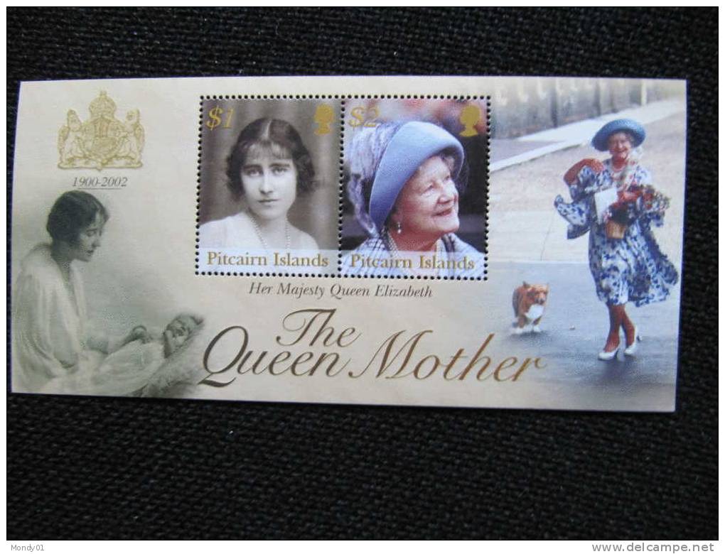 5600 The Queen Mother Bloc En Relief Chien De Compagnie Famille Royale Britannique île Naissance Bébé Baby - Giorno Della Mamma