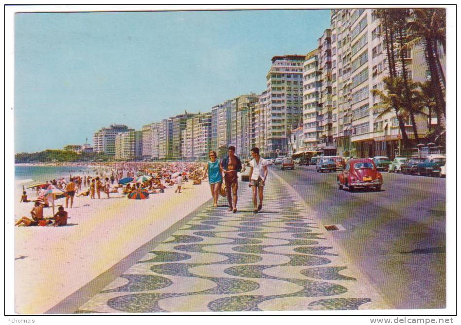 BRESIL Brasil   Rio De Janeiro   Copacabana  Volkswagen Bug Coccinelle - Copacabana